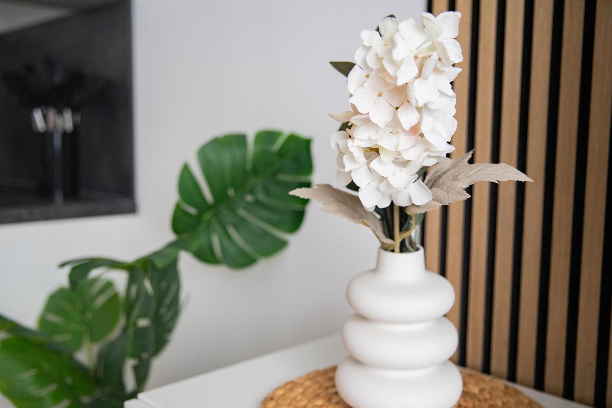 Stylish Apartments - 3 Min To U1 Kagraner Platz Wien Ngoại thất bức ảnh
